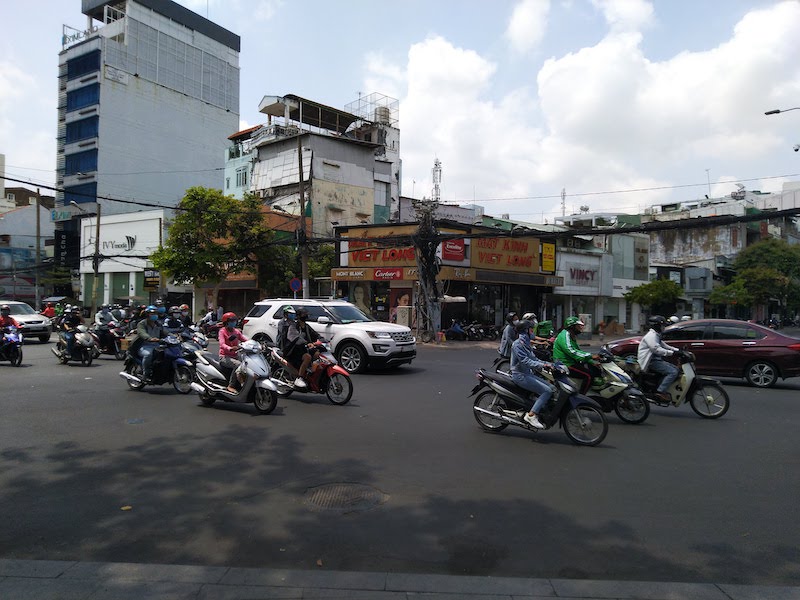 交渉次第のバイクタクシー